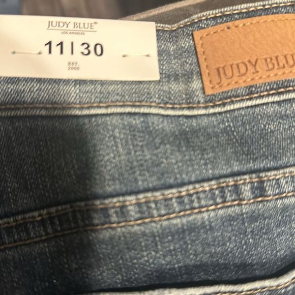 Judy Blue Boyfriend Jeans NWT - Picture 6 of 6